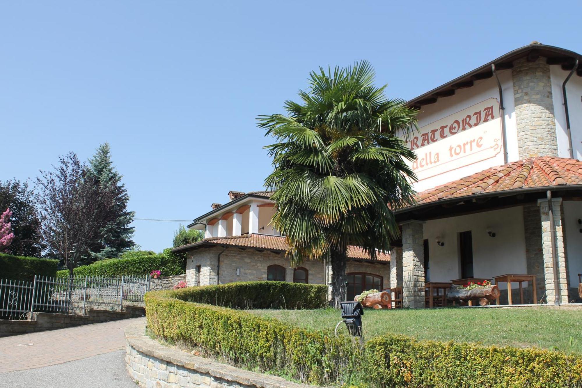 Villa Carla Castino Экстерьер фото